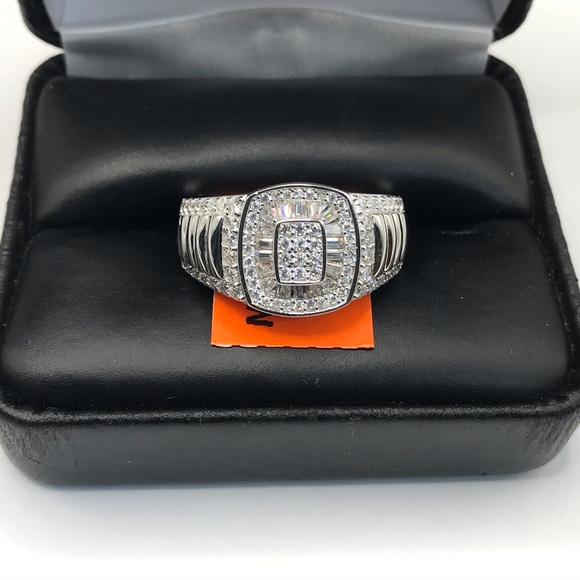 925 Sterling Silver 3.00CT MOISSANITE Men’s ring size 10